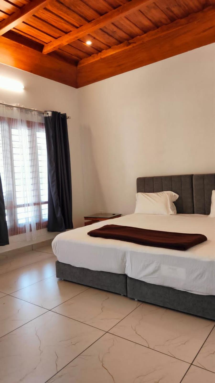 Hotel The Royal Island à Mundrothuruth Chambre photo